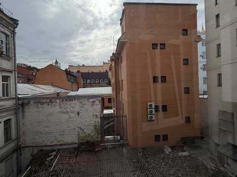 1876484416743672