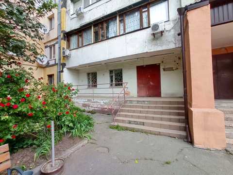 коммерческая по адресу Рабочая ул., 75