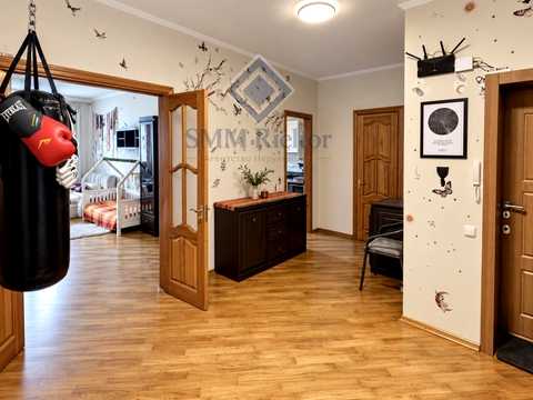 квартира по адресу Ревуцкого ул., 5