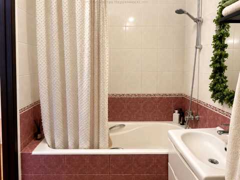 квартира по адресу Ревуцкого ул., 5