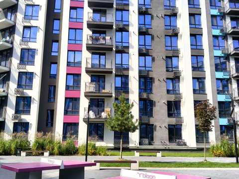 квартира по адресу Юліана Пелеша ул., (Будинок 12)