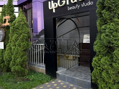 комерційна за адресою Садова вул., 1