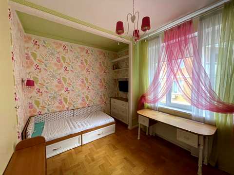 квартира по адресу Базарная ул., 5/4