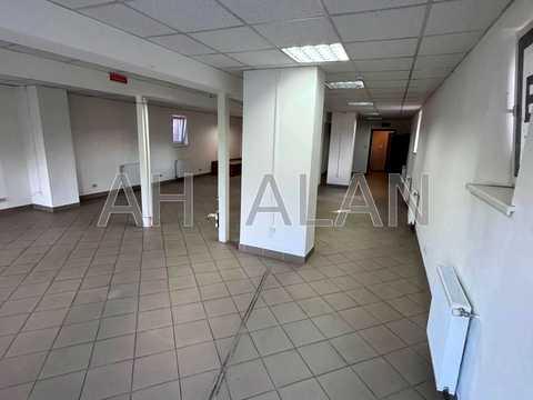 комерційна за адресою Професора Павловського вул. (Боткіна), 4