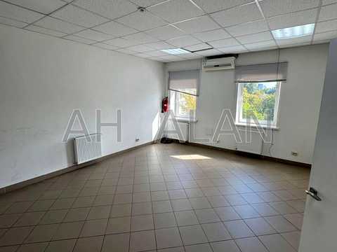 комерційна за адресою Професора Павловського вул. (Боткіна), 4А