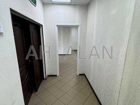 комерційна за адресою Професора Павловського вул. (Боткіна), 4А