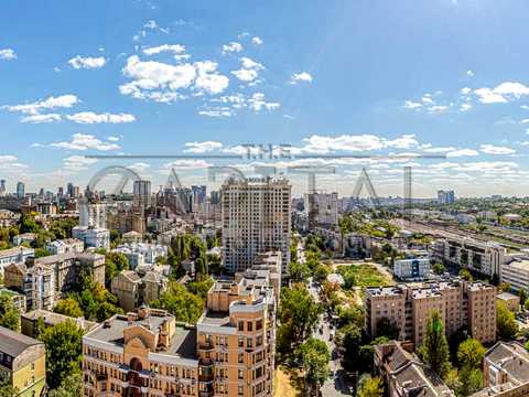 комерційна за адресою Паньківська вул., 10