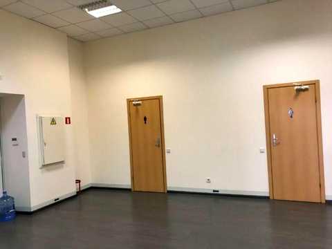комерційна за адресою Володимирська вул., 12-В