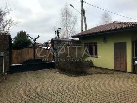 коммерческая по адресу Каштанова, 15