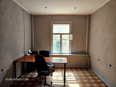 комерційна за адресою Саксаганського вул., 133