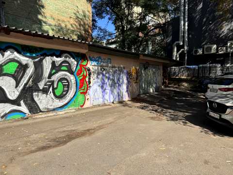 паркоместо по адресу Антоновича ул. (Горького), 19/21