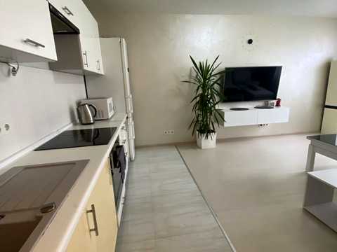 квартира за адресою Боголюбова вул., 8