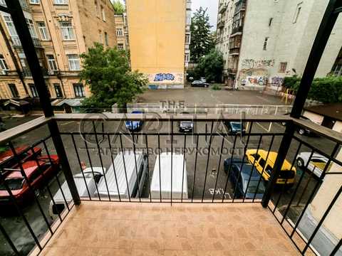 квартира за адресою Саксаганського вул., 28