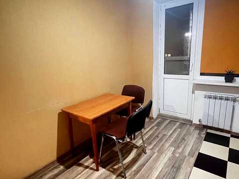 квартира за адресою Літературна вул. (Чехова), 6-В