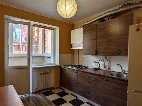 квартира за адресою Літературна вул. (Чехова), 6-В