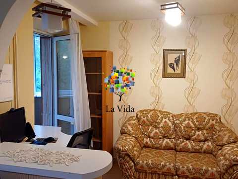 квартира за адресою Колекторна вул., 3