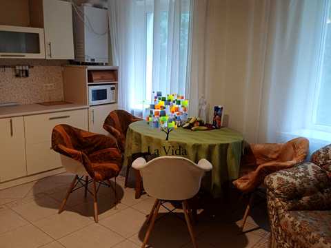 квартира за адресою Колекторна вул., 3
