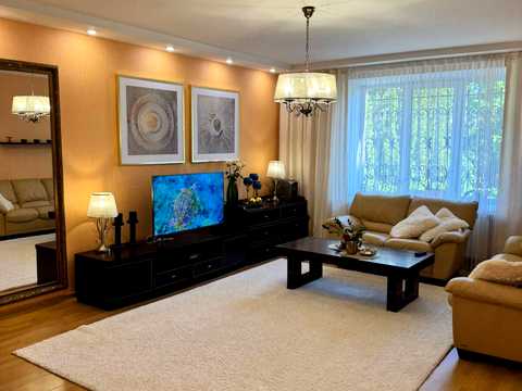 квартира по адресу Степана Бандери ул., 13