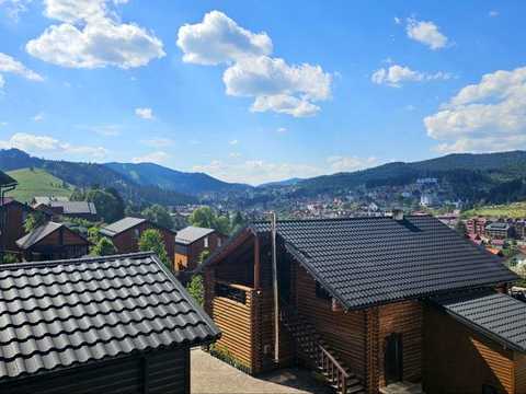 квартира по адресу Карпатская ул., (Будинок)