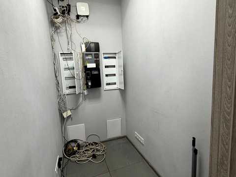 комерційна за адресою Науки просп. (Гагаріна), 90