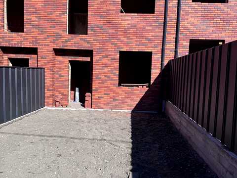 1876493689633776