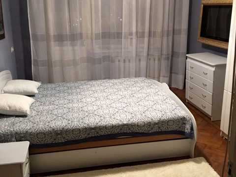квартира за адресою Михайла Комарова вул., 2