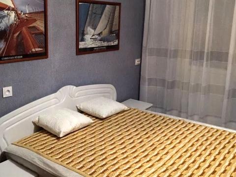 квартира за адресою Михайла Комарова вул., 2