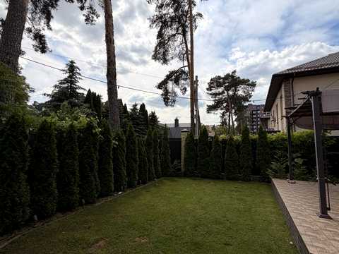 будинок за адресою Українська вул., 12-Д