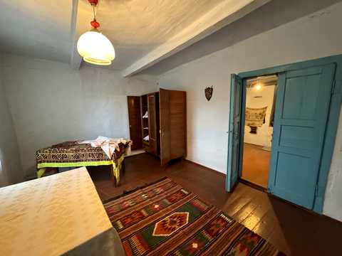 ділянка за адресою с. Грушвиця Перша, Травнева, 34