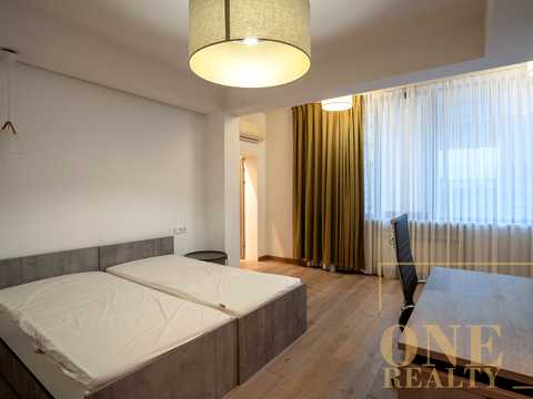 квартира за адресою Кропивницького вул., 10