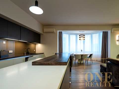 квартира за адресою Кропивницького вул., 10