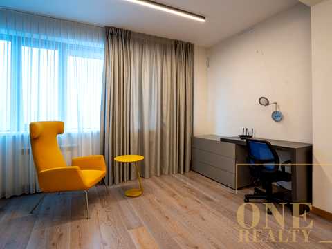 квартира за адресою Кропивницького вул., 10