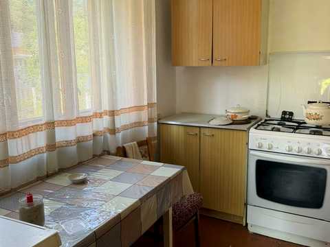 будинок за адресою с. Нова Українка, Гарна, 107
