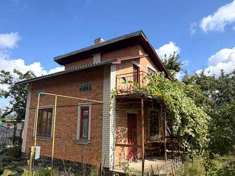 будинок за адресою с. Нова Українка, Гарна, 107