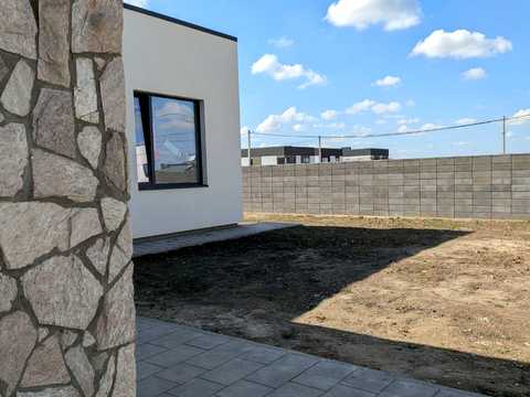 будинок за адресою вул Сергія Голубєва, 22