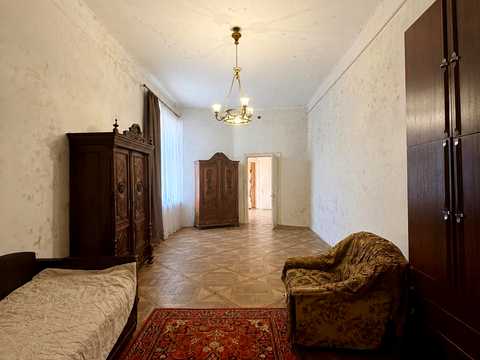 квартира за адресою Гетьмана Петра Дорошенка вул. (Жовтнева), 44
