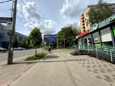 комерційна за адресою Мостицька вул., 8