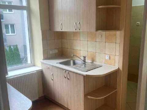 комерційна за адресою Джерельна вул., 69
