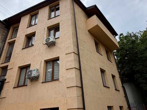 комерційна за адресою Івано-Франківськ, Михайла Грушевського вул., 9-А