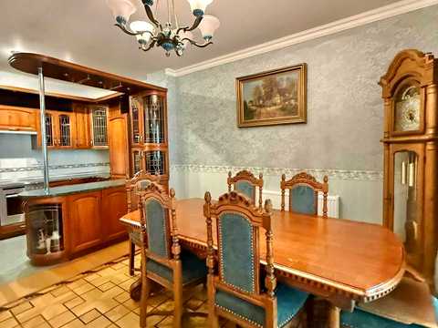 квартира за адресою Андрія Верхогляда вул. (Михайла Драгомирова), 5