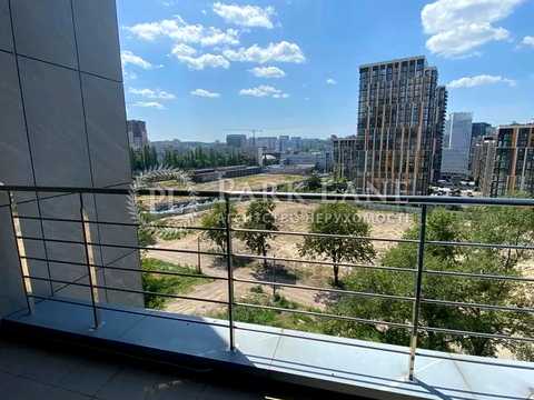 комерційна за адресою Джона Маккейна вул. (Івана Кудрі), 7