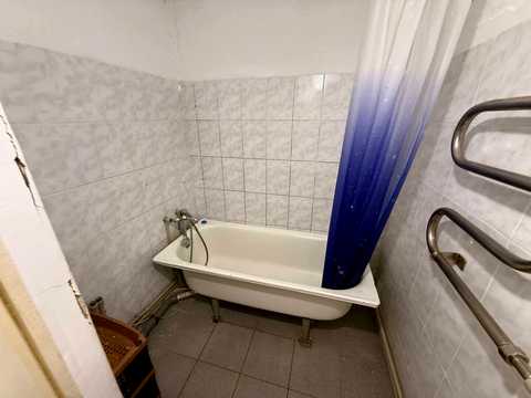 квартира за адресою Академіка Корольова вул., 9а