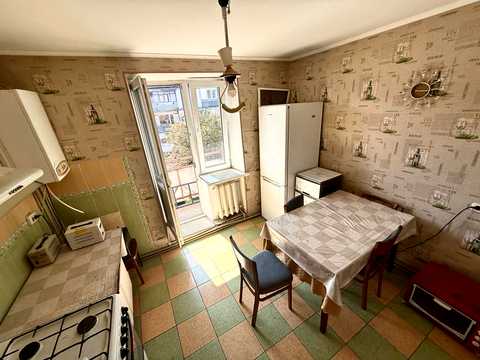 квартира за адресою Академіка Корольова вул., 9а