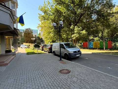 квартира за адресою Київ, Макіївський пров., 10-Б