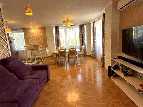 квартира за адресою Київ, Макіївський пров., 10-Б