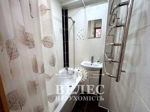 квартира за адресою Євгена Коновальця вул. (Щорса), 35