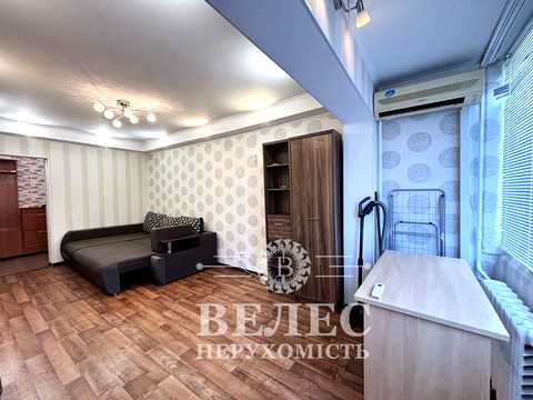 квартира за адресою Євгена Коновальця вул. (Щорса), 35