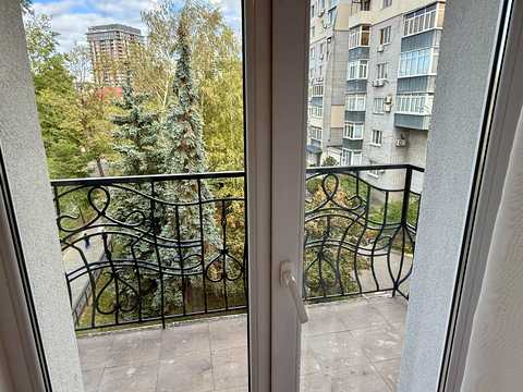 квартира за адресою Сергія Єфремова вул. (Ворошилова), 2-А
