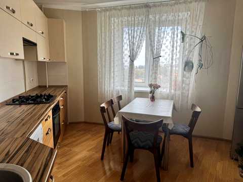 квартира за адресою Буковинська вул., 3