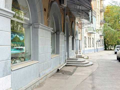 комерційна за адресою Київ, Дарвіна вул., 8